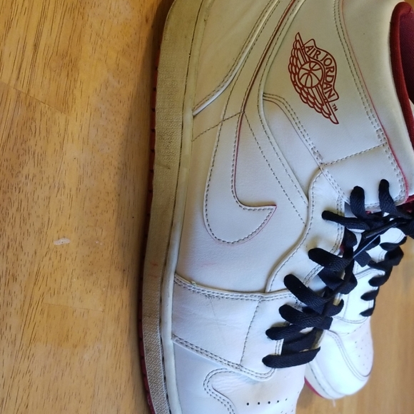 jordan 1s - Picture 6 of 8